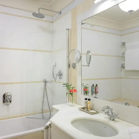 מלון Grand Continental - Starhotels Collezione