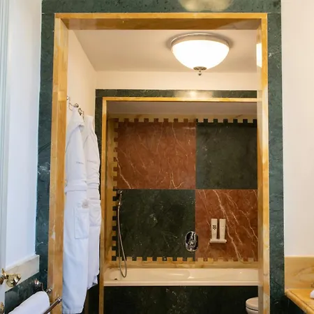 Grand Continental - Starhotels Collezione Hotel