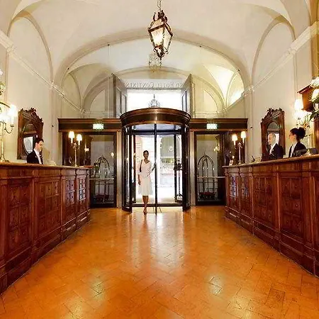 Grand Continental - Starhotels Collezione Hotel 5*