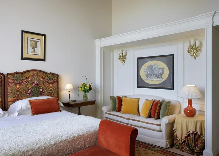 锡耶纳欧陆式大酒店 - 克莱基奥内星级酒店 5*