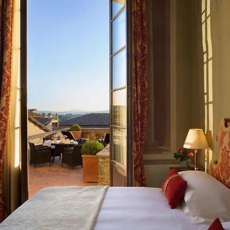 Готель Grand Continental - Starhotels Collezione 5*