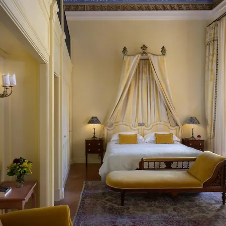 Готель Grand Continental - Starhotels Collezione 5*
