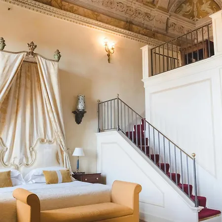 Szálloda Grand Continental - Starhotels Collezione 5*