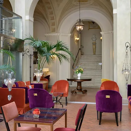 Grand Continental - Starhotels Collezione سيينا