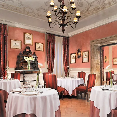 מלון Grand Continental - Starhotels Collezione 5*