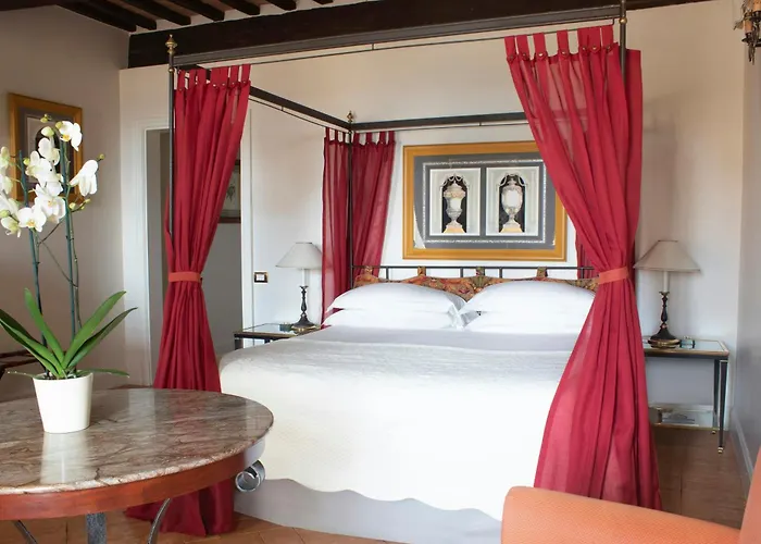 Hotel Grand Continental - Starhotels Collezione 5*